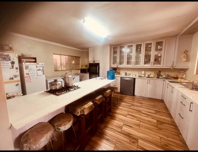 3 BEDROOM HOUSE FOR SALE IN DANVILLE